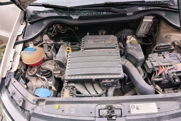 Used Volkswagen Polo 2014 1.6L Automatic Comfort Edition Engine Bay