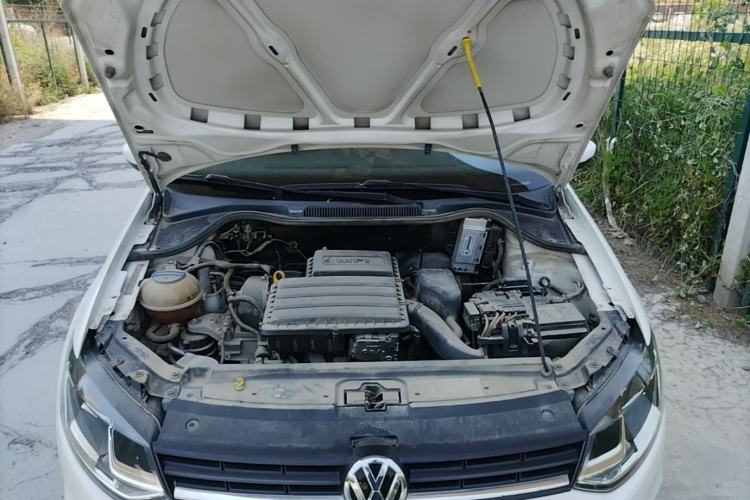 Used Volkswagen Polo 2014 1.4L Automatic Comfort Edition Engine Bay