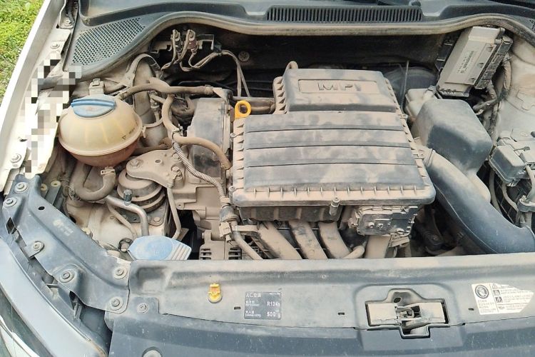 Used Volkswagen Polo 2014 1.4L Manual Fashion Edition Engine Bay Right