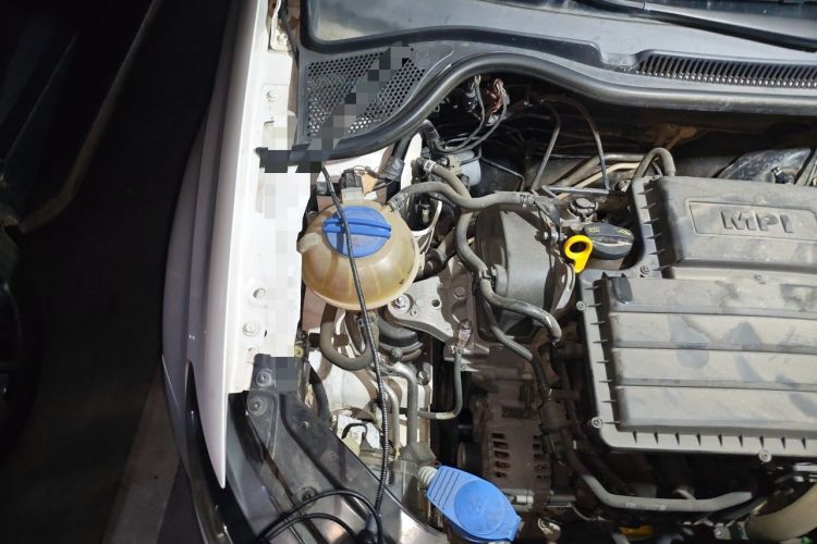 Used Volkswagen Polo 2014 1.4L Automatic Comfort Edition Engine Bay Right