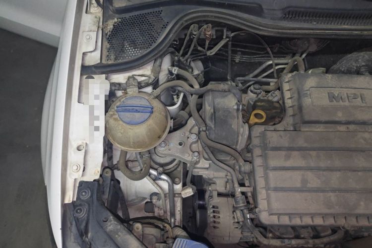 Used Volkswagen Polo 2014 1.4L Manual Fashion Edition Engine Bay Right