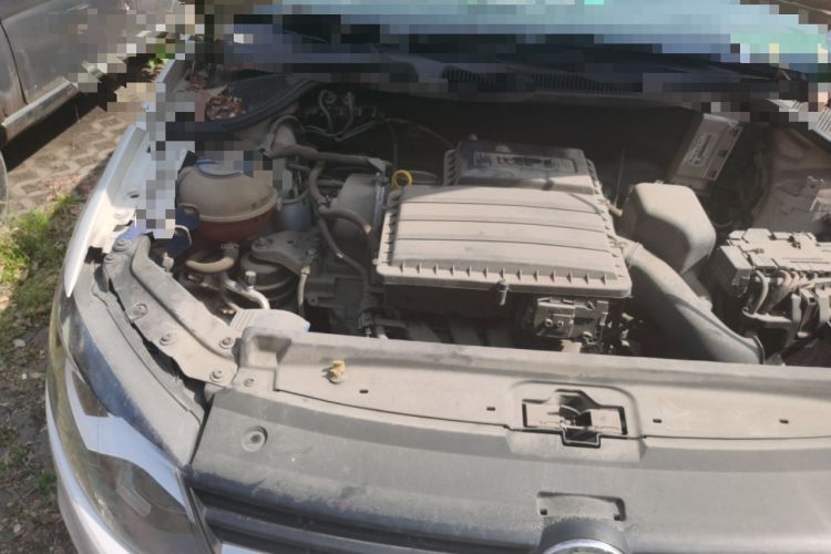 Used Volkswagen Polo 2014 1.4L Manual Fashion Edition Engine Bay Right
