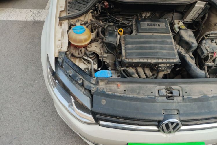 Used Volkswagen Polo 2014 1.4L Automatic Comfort Edition Engine Bay Right