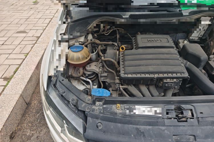 Used Volkswagen Polo 2014 1.6L Automatic Comfort Edition Engine Bay Right