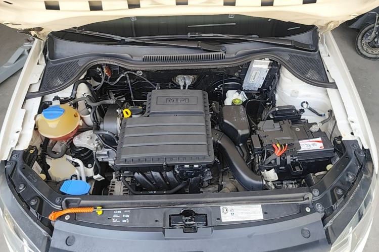 Used Volkswagen Polo 2014 1.4L Automatic Comfort Edition Engine Bay