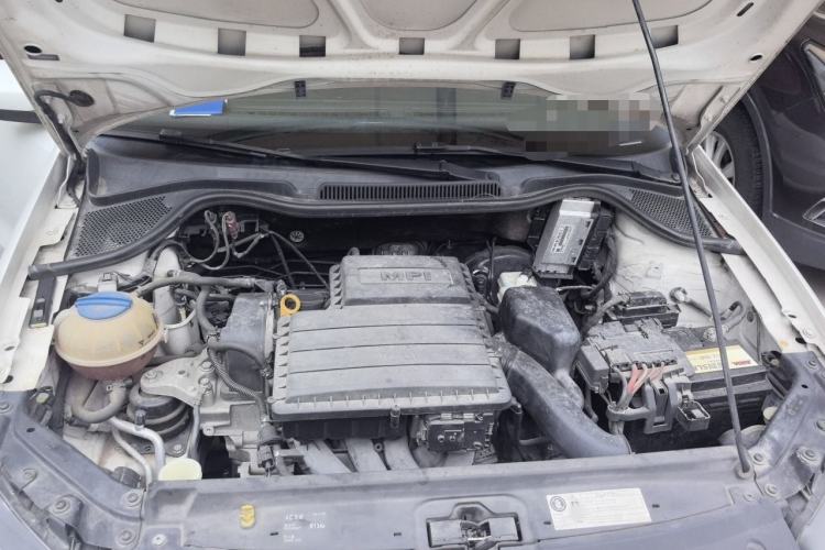 Used Volkswagen Polo 2014 1.6L Automatic Comfort Edition Engine Bay