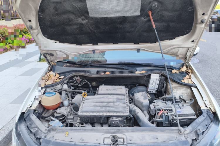 Used Volkswagen Polo 2014 1.6L Automatic Comfort Edition Engine Bay