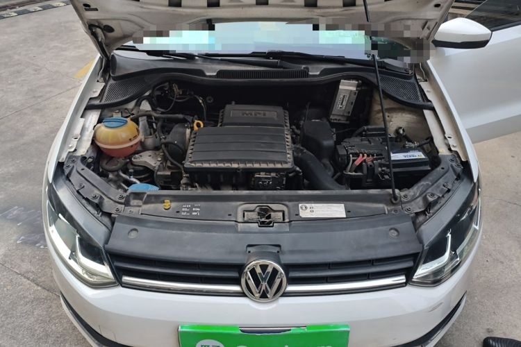 Used Volkswagen Polo 2014 1.6L Automatic Comfort Edition Engine Bay