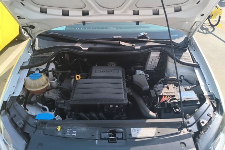 Used Volkswagen Polo 2014 1.4L Automatic Comfort Edition Engine Bay