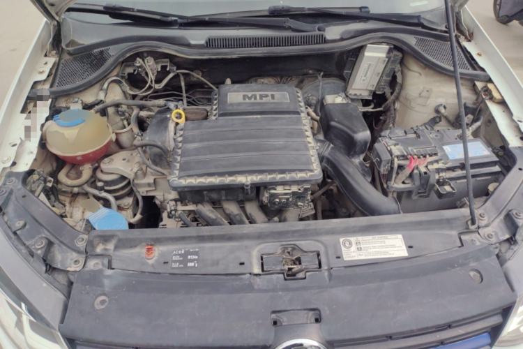 Used Volkswagen Polo 2014 1.6L Manual Comfort Edition Engine Bay