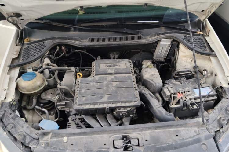 Used Volkswagen Polo 2014 1.6L Automatic 30th Anniversary Edition Engine Bay