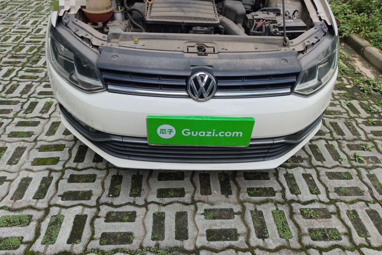 Used Volkswagen Polo 2014 1.4L Automatic Comfort Edition Engine Bay
