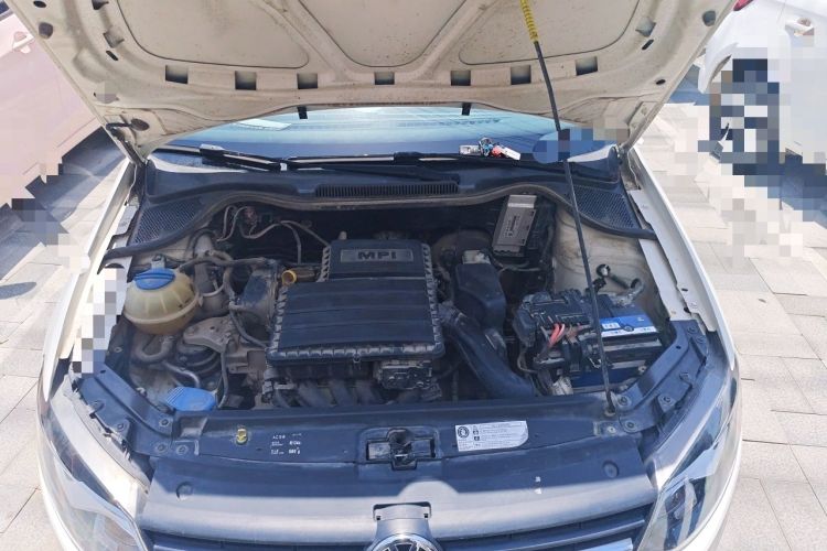 Used Volkswagen Polo 2014 1.4L Manual Fashion Edition Engine Bay