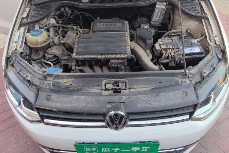 Used Volkswagen Polo 2014 1.6L Automatic Comfort Edition Engine Bay