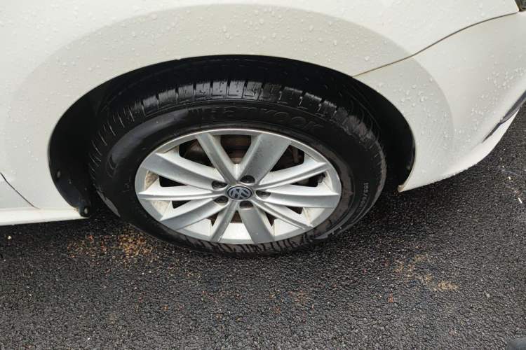 Used Volkswagen Polo 2014 1.6L Automatic Comfort Edition Exterior 1
