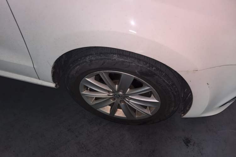 Used Volkswagen Polo 2014 1.4L Manual Comfort Edition Exterior 1