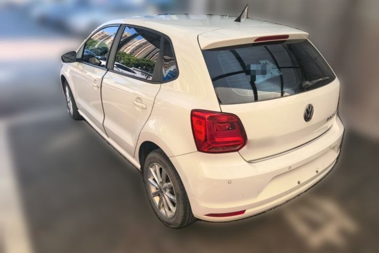Used Volkswagen Polo 2014 1.6L Automatic Luxury Edition Exterior 2