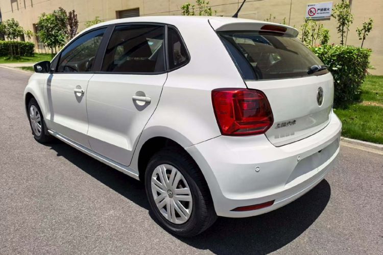 Used Volkswagen Polo 2014 1.4L Manual Fashion Edition Exterior 2