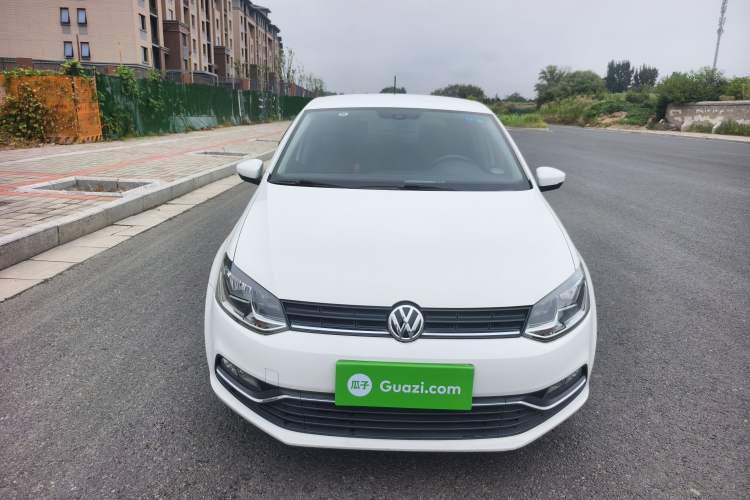 Used Volkswagen Polo 2014 1.4L Manual Comfort Edition Exterior 2