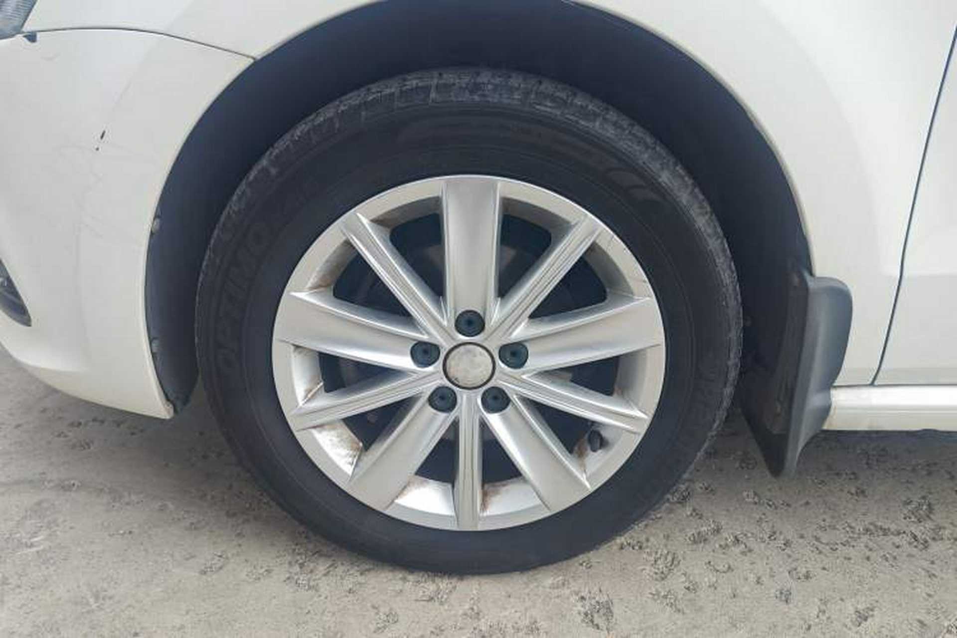 Used Volkswagen Polo 2014 1.4L Automatic Comfort Edition Exterior 3