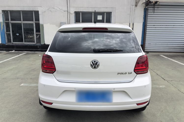 Used Volkswagen Polo 2014 1.6L Automatic Luxury Edition Exterior 4