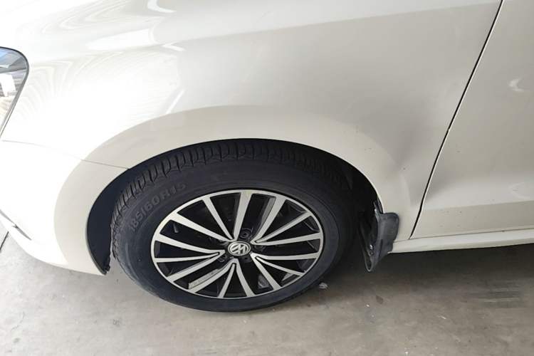 Used Volkswagen Polo 2014 1.4L Automatic Comfort Edition Exterior 4