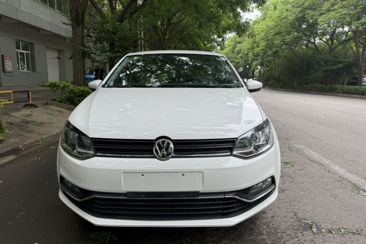 Used Volkswagen Polo 2014 1.6L Automatic Comfort Edition Exterior 4