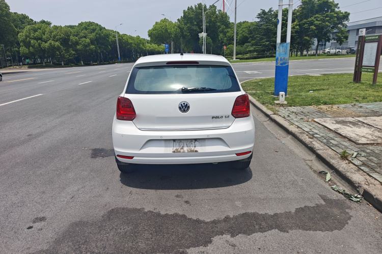 Used Volkswagen Polo 2014 1.6L Automatic Luxury Edition Exterior 5