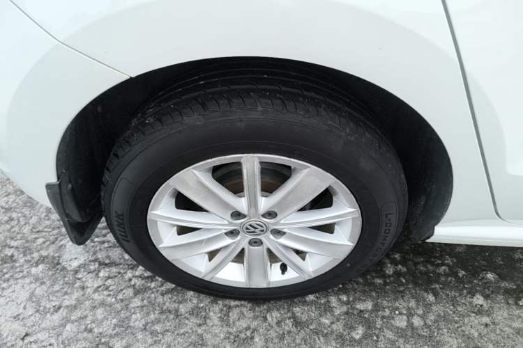 Used Volkswagen Polo 2014 1.6L Automatic Comfort Edition Exterior 5