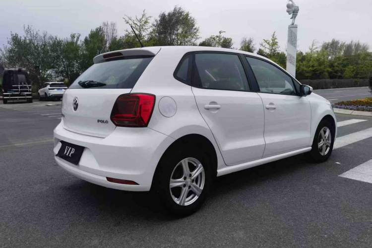 Used Volkswagen Polo 2014 1.4L Manual Fashion Edition Exterior 6