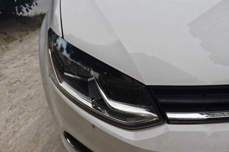 Used Volkswagen Polo 2014 1.4L Manual Comfort Edition Exterior 6
