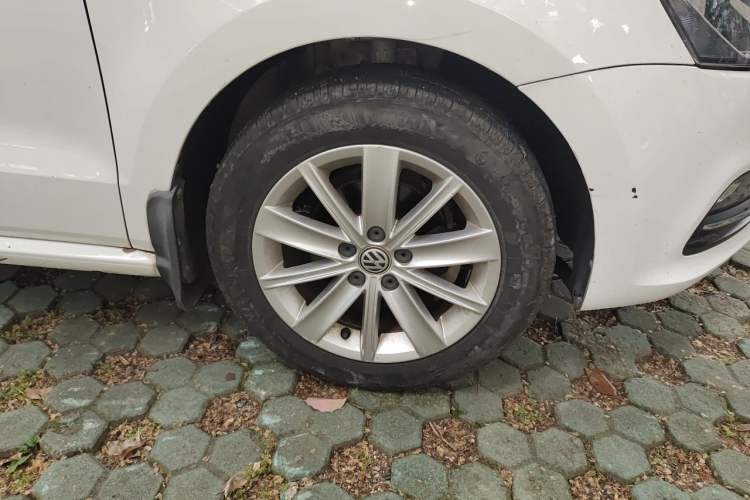 Used Volkswagen Polo 2014 1.6L Automatic Comfort Edition Exterior 7