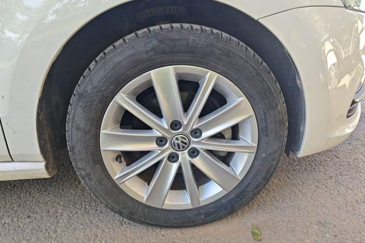 Used Volkswagen Polo 2014 1.4L Automatic Comfort Edition Exterior 7