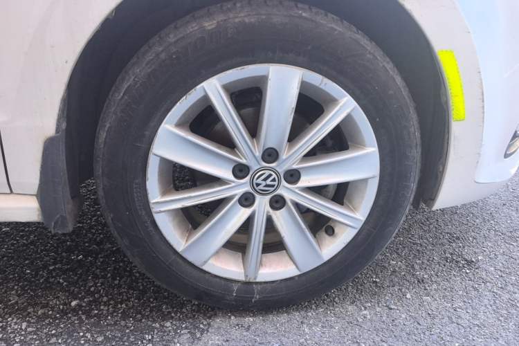 Used Volkswagen Polo 2014 1.4L Automatic Comfort Edition Exterior 7