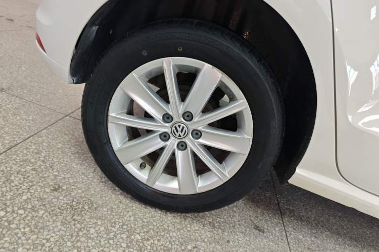 Used Volkswagen Polo 2014 1.6L Automatic Comfort Edition Exterior 8