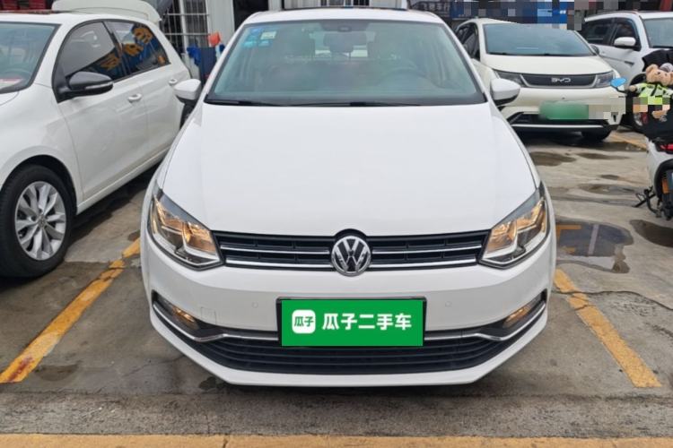 Used Volkswagen Polo 2014 1.6L Automatic Luxury Edition Front