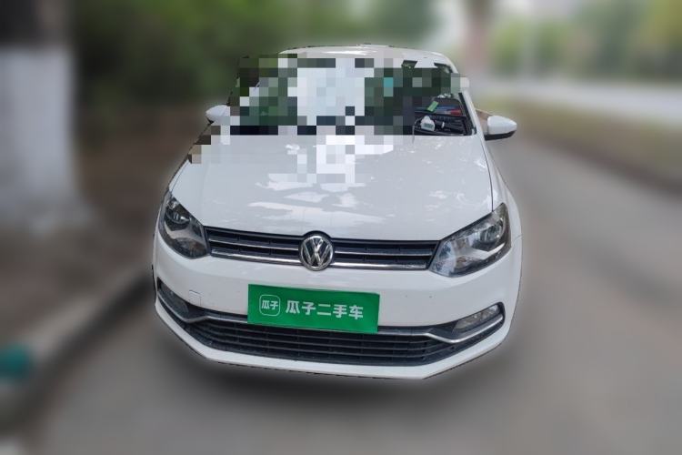 Used Volkswagen Polo 2014 1.4L Manual Fashion Edition Front