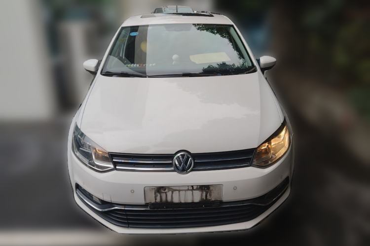 Used Volkswagen Polo 2014 1.6L Automatic Luxury Edition Front