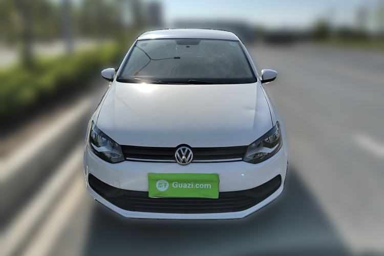 Used Volkswagen Polo 2014 1.4L Manual Fashion Edition Front