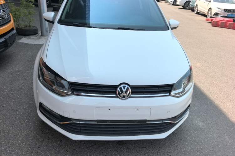 Used Volkswagen Polo 2014 1.6L Automatic Comfort Edition Front