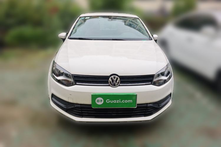 Used Volkswagen Polo 2014 1.4L Manual Fashion Edition Front