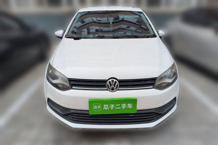 Used Volkswagen Polo 2014 1.4L Manual Fashion Edition Front