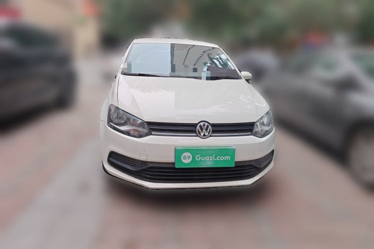 Used Volkswagen Polo 2014 1.4L Manual Fashion Edition Front