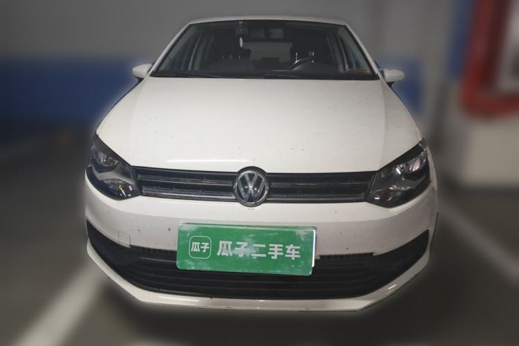 Used Volkswagen Polo 2014 1.4L Manual Fashion Edition Front