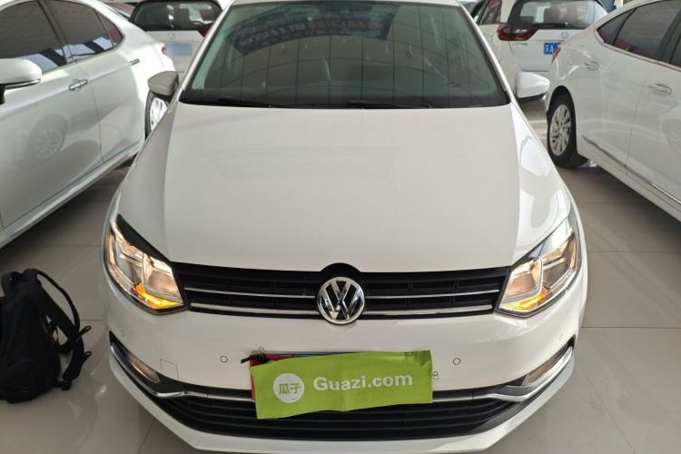 Used Volkswagen Polo 2014 1.4L Automatic Luxury Edition Front