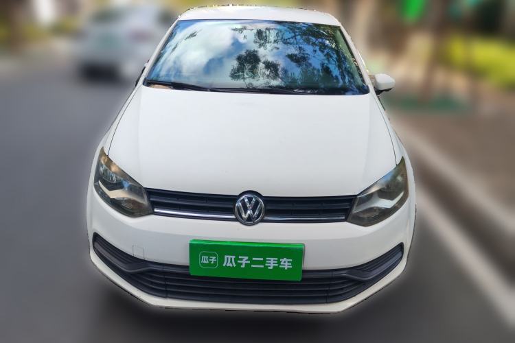Used Volkswagen Polo 2014 1.4L Manual Fashion Edition Front