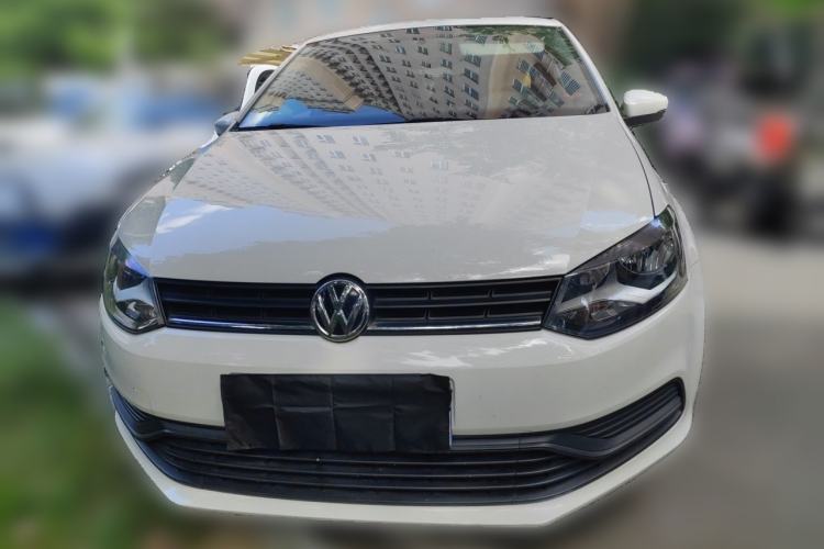 Used Volkswagen Polo 2014 1.4L Manual Fashion Edition Front