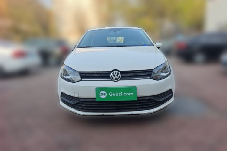Used Volkswagen Polo 2014 1.4L Manual Fashion Edition Front