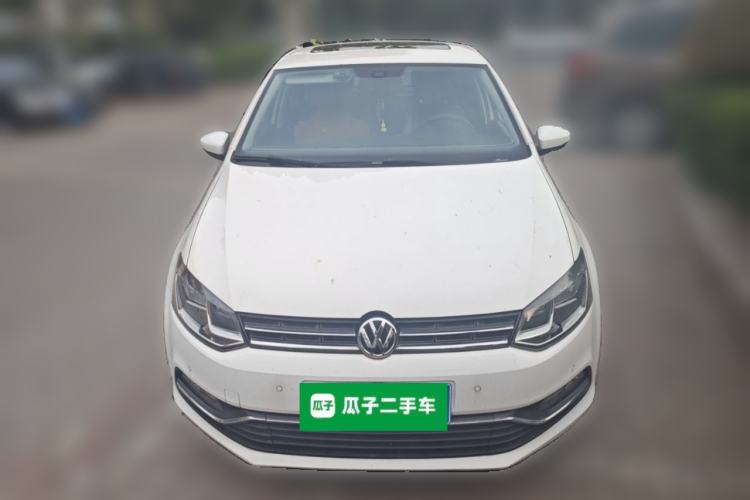 Used Volkswagen Polo 2014 1.4L Automatic Luxury Edition Front