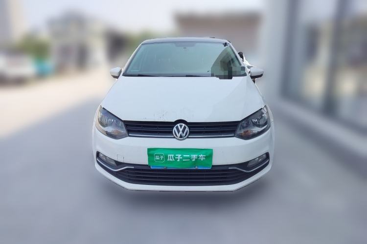 Used Volkswagen Polo 2014 1.4L Manual Fashion Edition Front